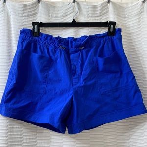 Athleta Trekkie shorts